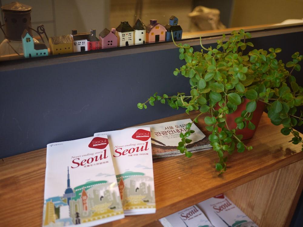 Hostel Cleo Seoul Hongdae Kültér fotó