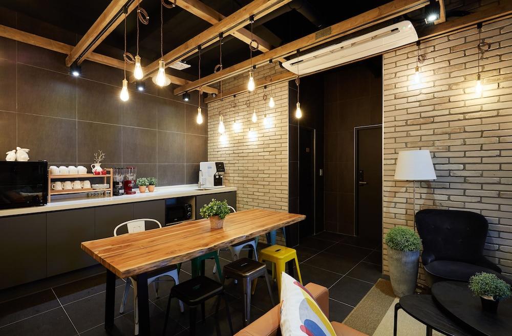 Hostel Cleo Seoul Hongdae Kültér fotó