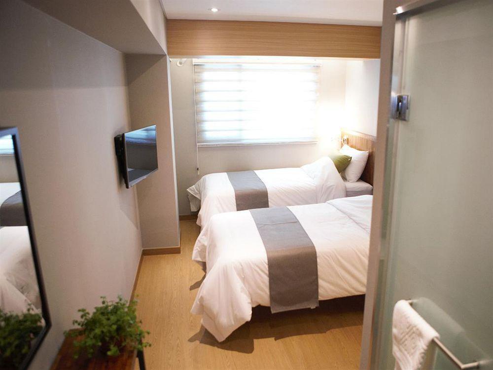 Hostel Cleo Seoul Hongdae Kültér fotó